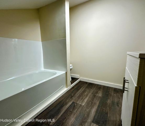 3264 County Route 7, Copake, NY 12516