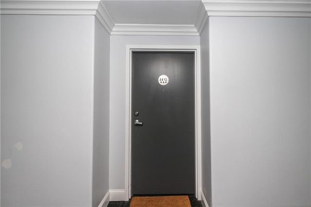 700 E 8th Street 14G, Kansas City, MO 64106