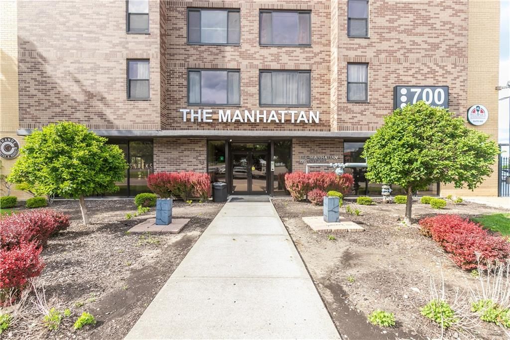 700 E 8th Street 14G, Kansas City, MO 64106