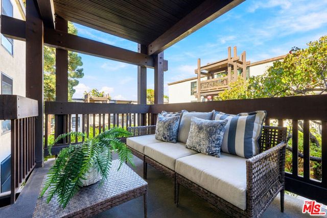 7742 Redlands Street D2052, Playa Del Rey, CA 90293