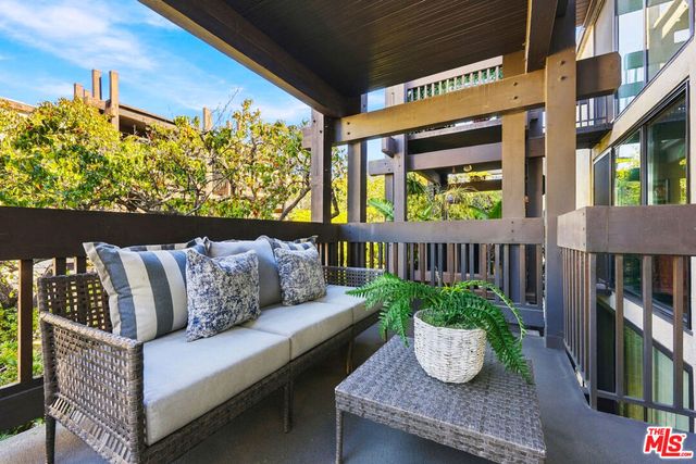 7742 Redlands Street D2052, Playa Del Rey, CA 90293