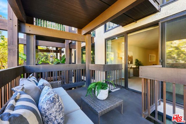 7742 Redlands Street D2052, Playa Del Rey, CA 90293