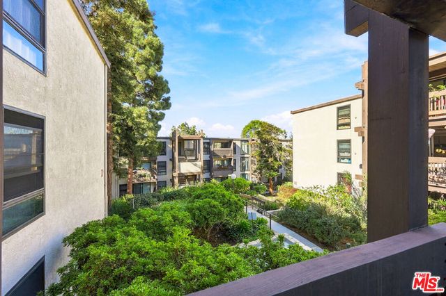7742 Redlands Street D2052, Playa Del Rey, CA 90293