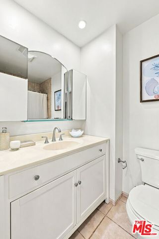 7742 Redlands Street D2052, Playa Del Rey, CA 90293