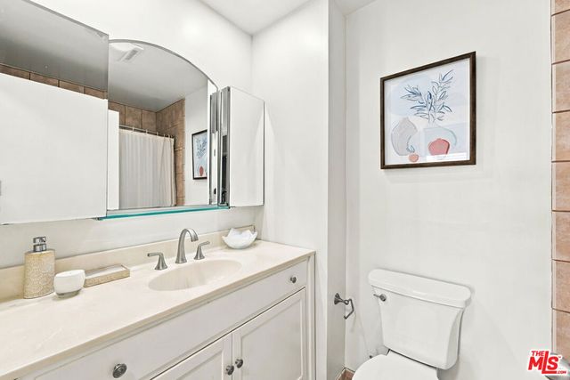 7742 Redlands Street D2052, Playa Del Rey, CA 90293