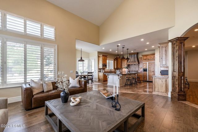 407 Hidden Lake Drive, Bountiful, UT 84010