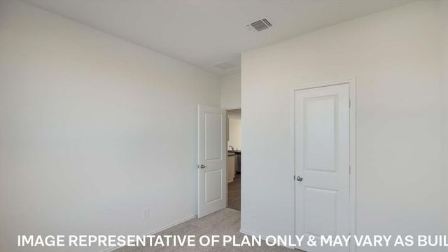 207B HARRISON XING, Uhland, TX 78640