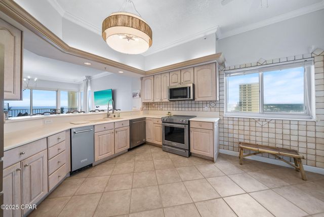 8601 W Surf 15 - Drive 15w, Panama City Beach, FL 32408