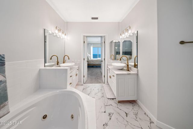 8601 W Surf 15 - Drive 15w, Panama City Beach, FL 32408