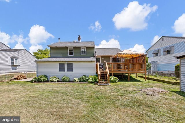 1411 WEDGEWOOD RD, Wilmington, DE 19805