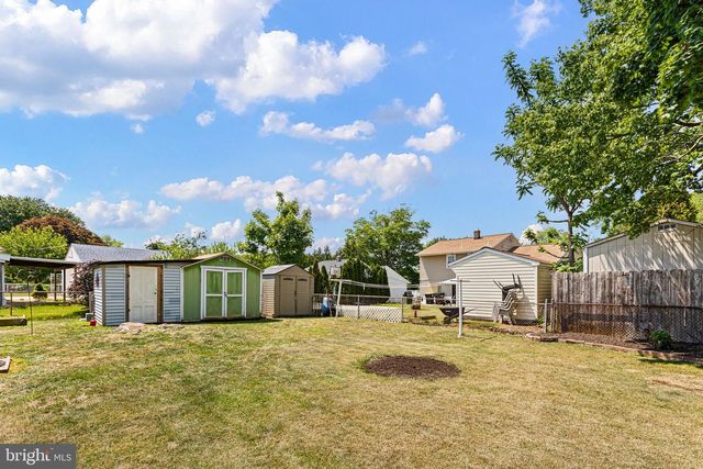 1411 WEDGEWOOD RD, Wilmington, DE 19805