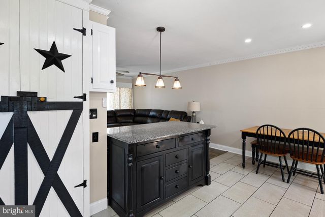 1411 WEDGEWOOD RD, Wilmington, DE 19805
