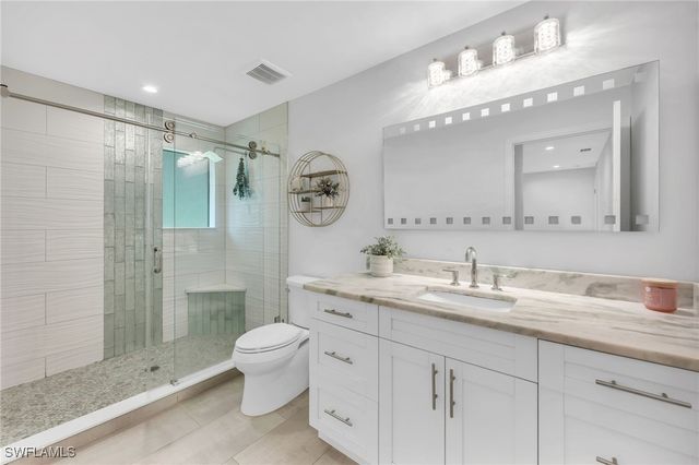 6659 Livingston Woods LN, Naples, FL 34109