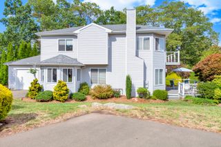 20 Whalers Point, East Haven, CT 06512