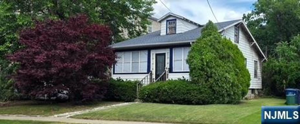 886 Main Street, Hackensack, NJ 07601