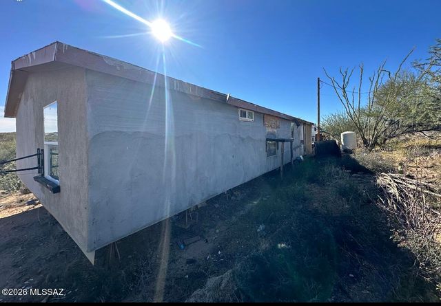 7021 W Bucking Horse Road, Sahuarita, AZ 85629