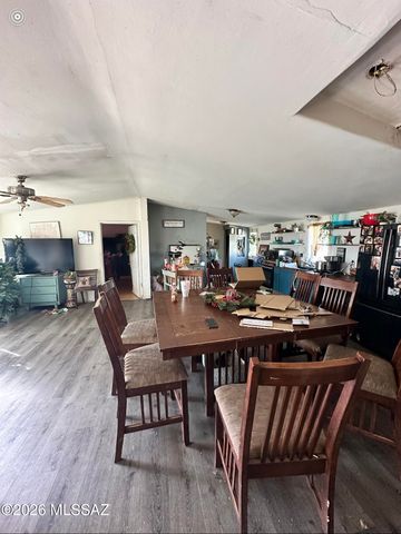 7021 W Bucking Horse Road, Sahuarita, AZ 85629
