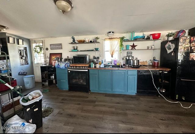 7021 W Bucking Horse Road, Sahuarita, AZ 85629