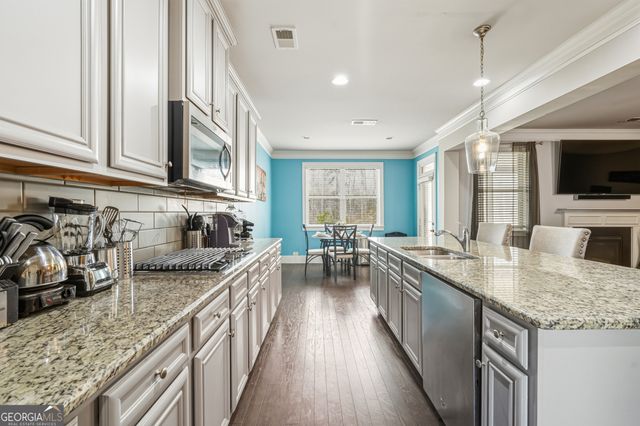 4876 Albany Way, Atlanta, GA 30331