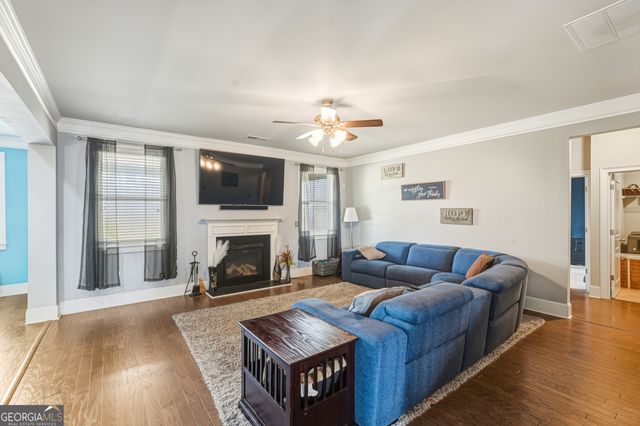 4876 Albany Way, Atlanta, GA 30331