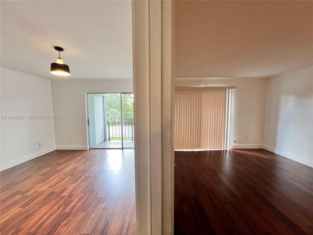 9225 SW 87th Ave A8, Miami, FL 33176