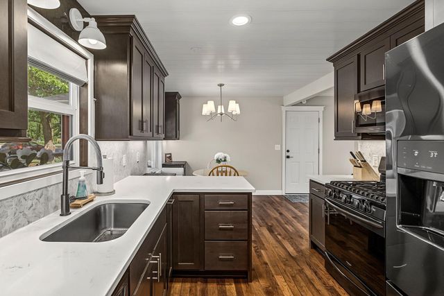 11180 Lower 167th Street W, Lakeville, MN 55044