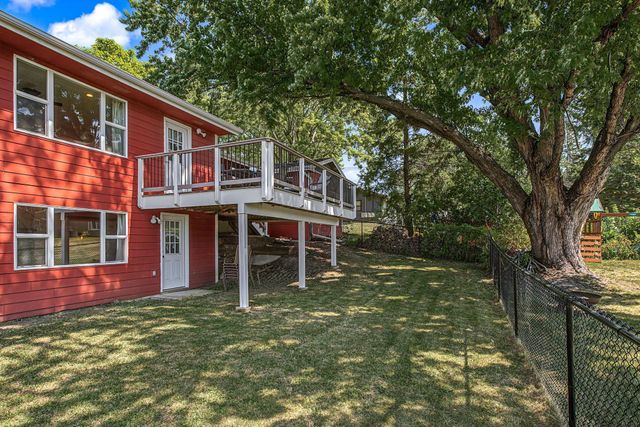 11180 Lower 167th Street W, Lakeville, MN 55044