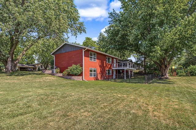 11180 Lower 167th Street W, Lakeville, MN 55044