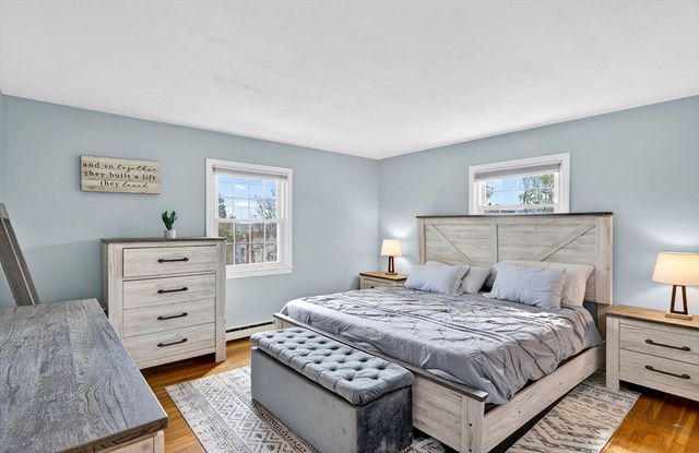 10 Meadowbrook Rd, Auburn, MA 01501