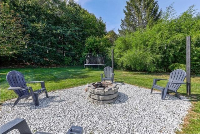 10 Meadowbrook Rd, Auburn, MA 01501