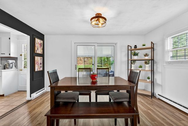 10 Meadowbrook Rd, Auburn, MA 01501