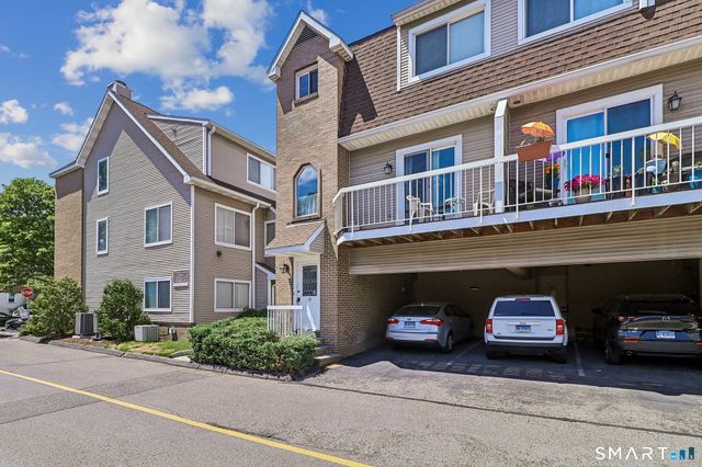 1900 Summer Street 19, Stamford, CT 06905