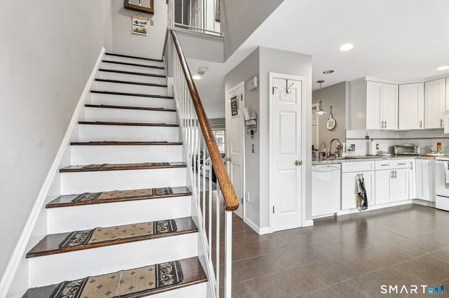 1900 Summer Street 19, Stamford, CT 06905