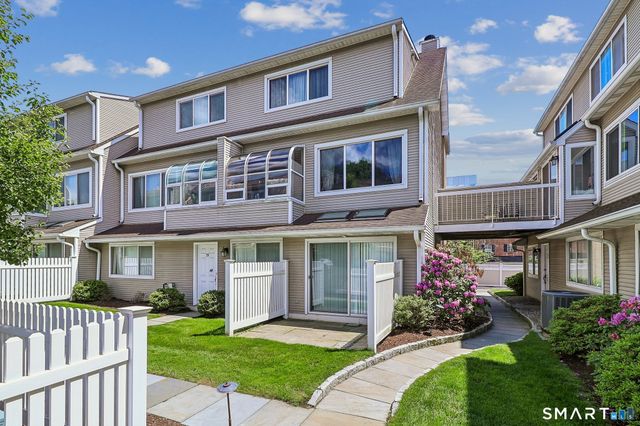 1900 Summer Street 19, Stamford, CT 06905