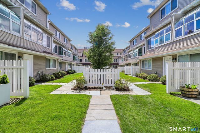 1900 Summer Street 19, Stamford, CT 06905