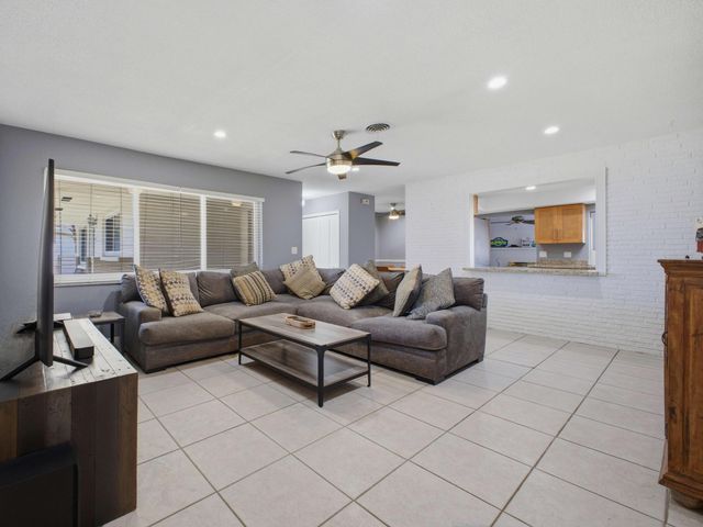 451 SE 1st Avenue A-B, Pompano Beach, FL 33060