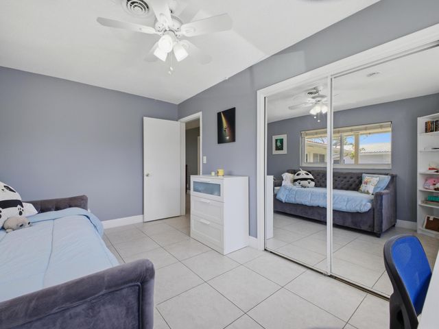 451 SE 1st Avenue A-B, Pompano Beach, FL 33060
