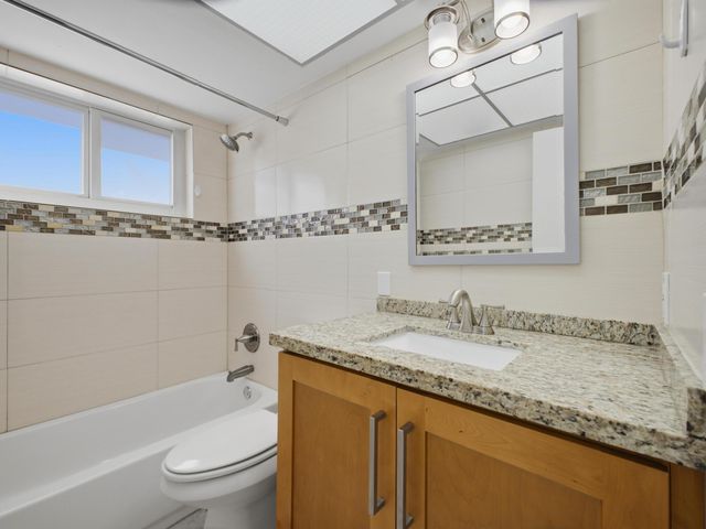 451 SE 1st Avenue A-B, Pompano Beach, FL 33060