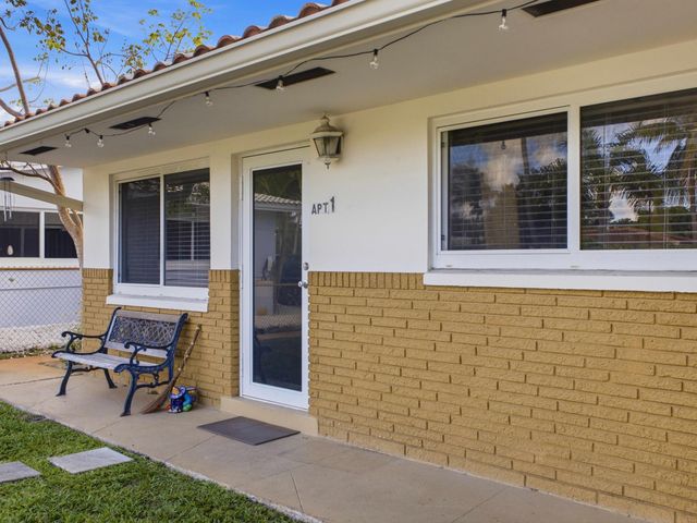 451 SE 1st Avenue A-B, Pompano Beach, FL 33060