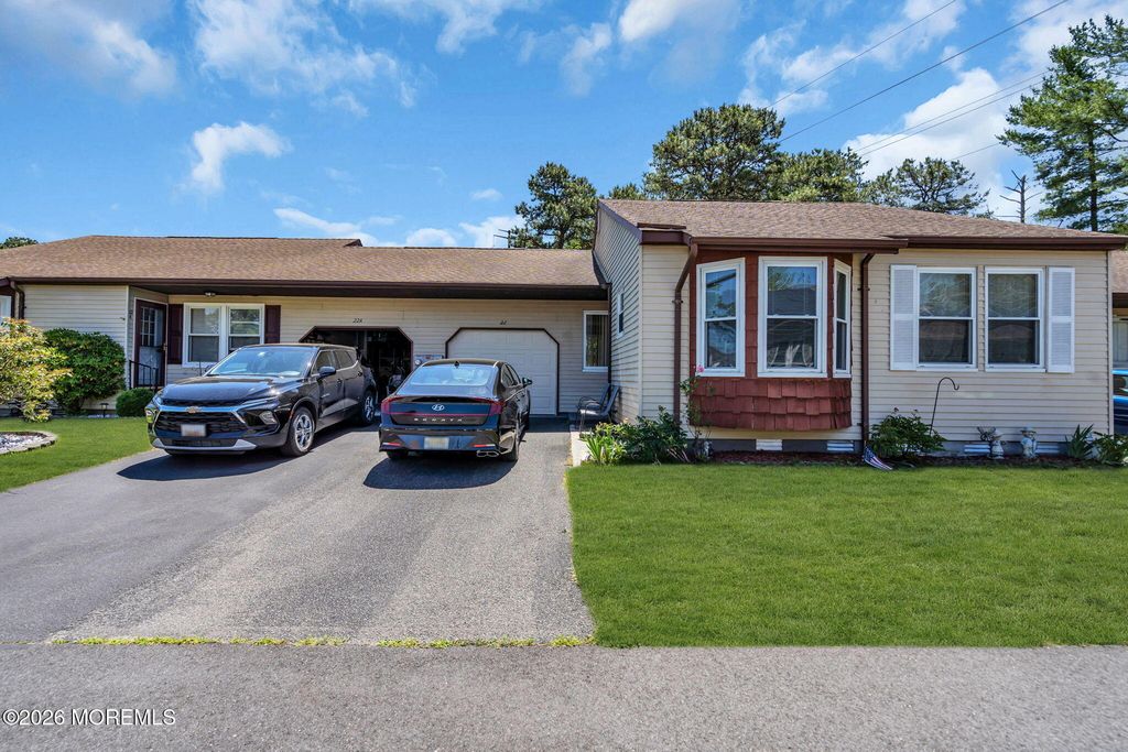 22B Alpine Road 63, Whiting, NJ 08759