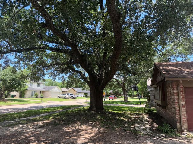 418 Merriweather Street, Houston, TX 77598