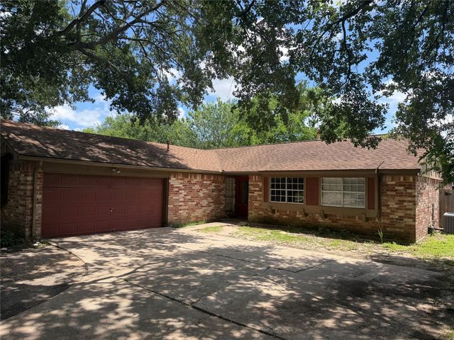 418 Merriweather Street, Houston, TX 77598