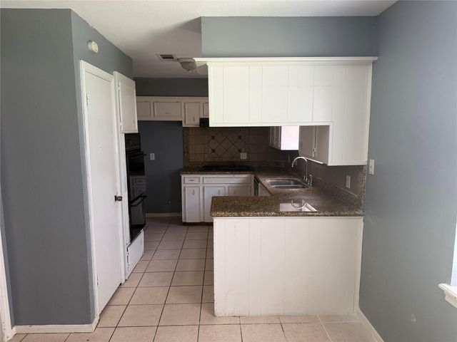 418 Merriweather Street, Houston, TX 77598