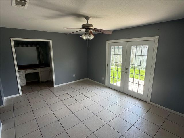 418 Merriweather Street, Houston, TX 77598