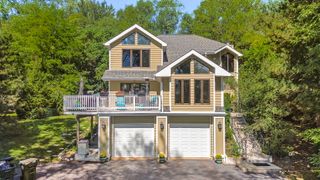 902 Spring Beach Way, Cary, IL 60013
