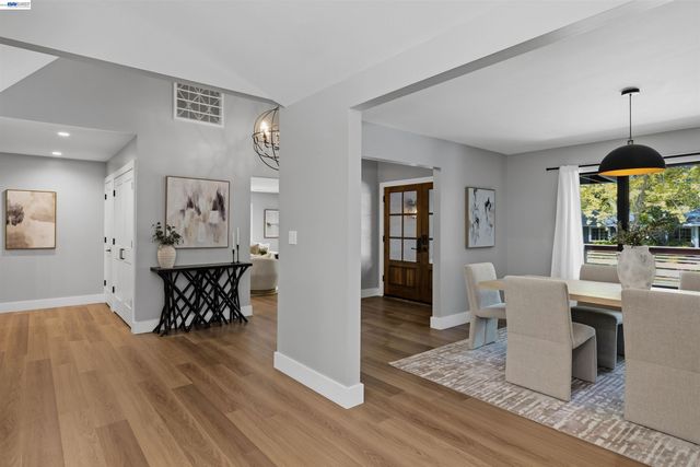 2170 Deer Oak Way, Danville, CA 94506