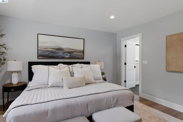 2170 Deer Oak Way, Danville, CA 94506