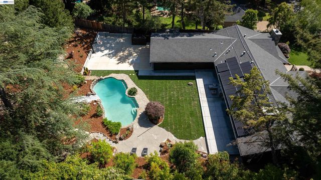 2170 Deer Oak Way, Danville, CA 94506