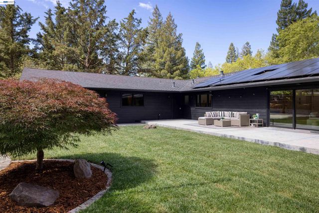 2170 Deer Oak Way, Danville, CA 94506