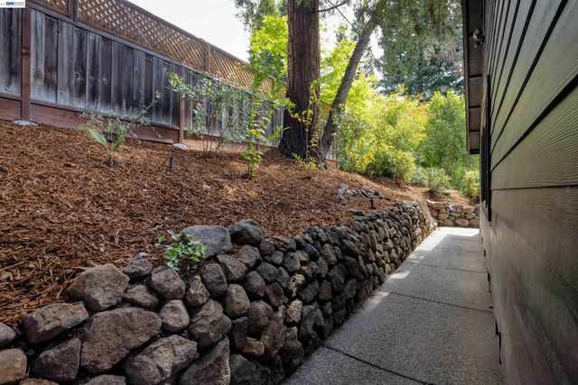 2170 Deer Oak Way, Danville, CA 94506